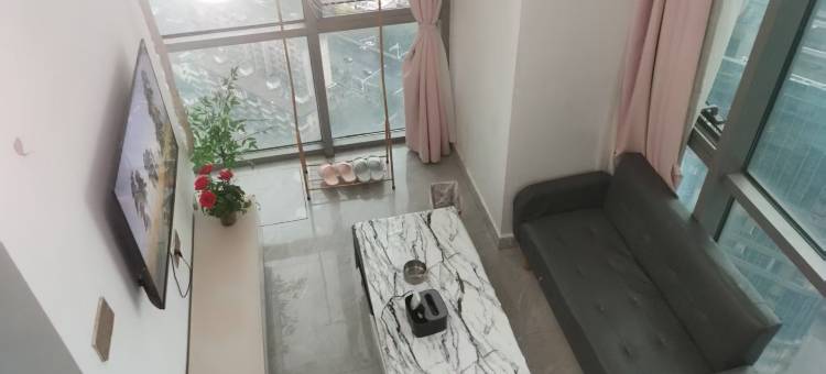 蓝海轻奢LOFT民宿(南昌火车站王府井店)图片