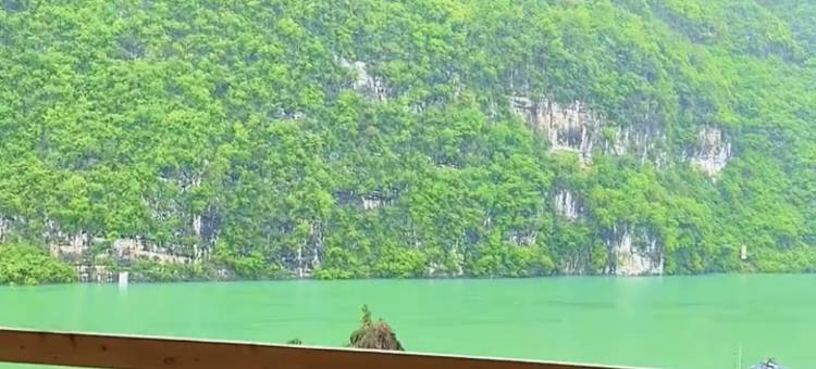 龚滩古镇江韵山宸民宿图片