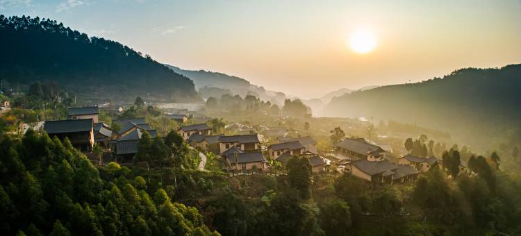 岷山·幸福岭民宿图片