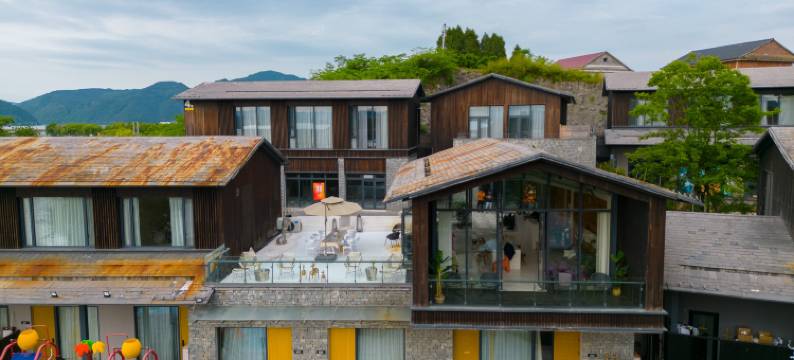 鹿鸣小筑设计师民宿(杭州建德富春江畔店)图片