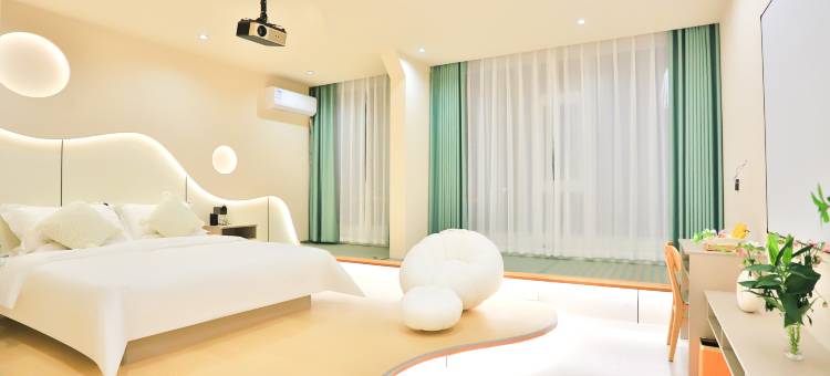 云舍•漫居｜AESTHETIC•FASHION设计民宿(延吉延边大学网红墙店)图片