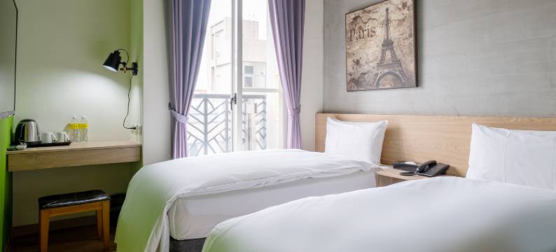 雀客快捷台中一中图片