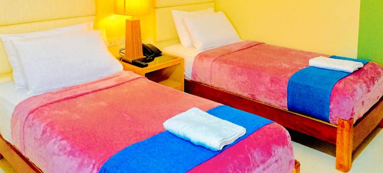 红门酒店Plus - ABC地标酒店(RedDoorz Plus @ ABC Landmark Hotel)图片