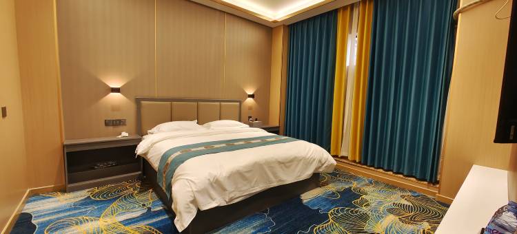 月畔湾轻奢酒店图片