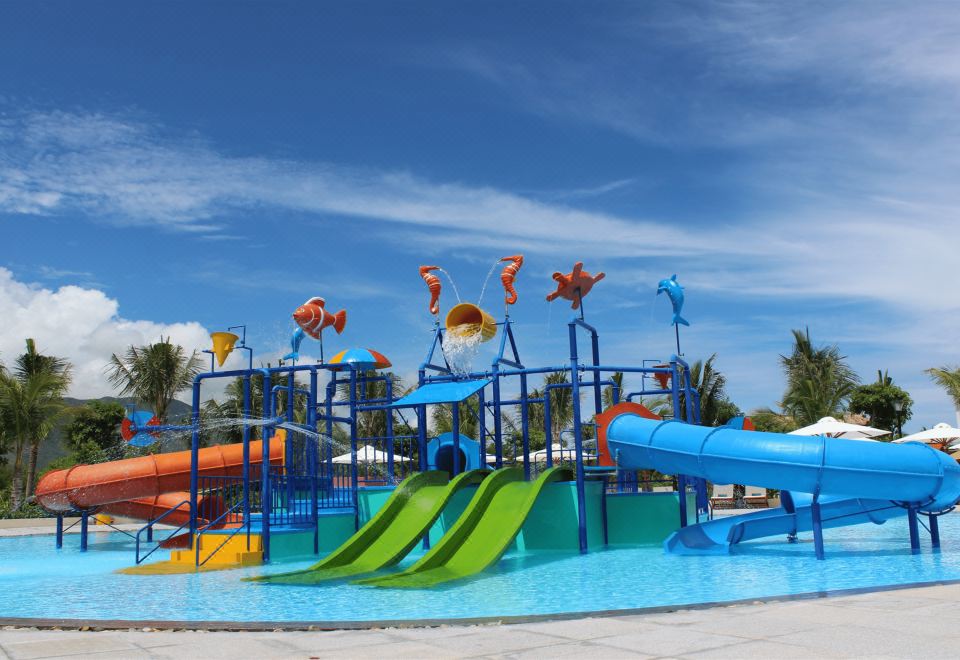 Cam Ranh Riviera Beach Resort & SpaHotel Overview