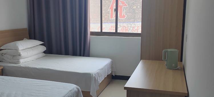 登雲酒店(八里沟店)图片