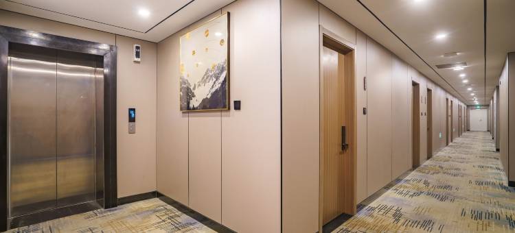 景怡酒店(环球影城度假区九棵树地铁站店)图片
