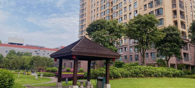 听雨阁民宿(宁德时代新能源店)图片