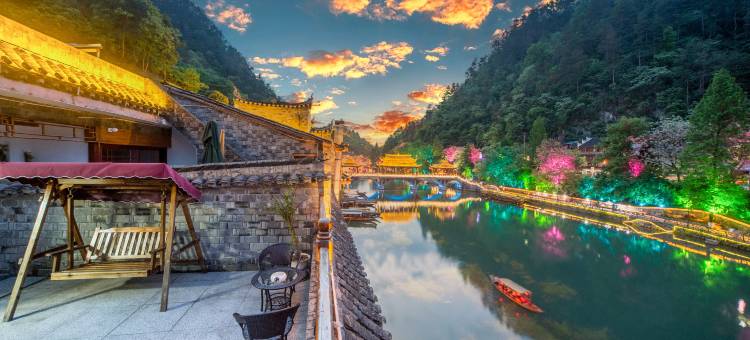 水韵雅居江景民宿(凤凰古城景区沱江店)图片