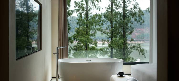 乐喜江景酒店(乐山上中顺美食街店)图片