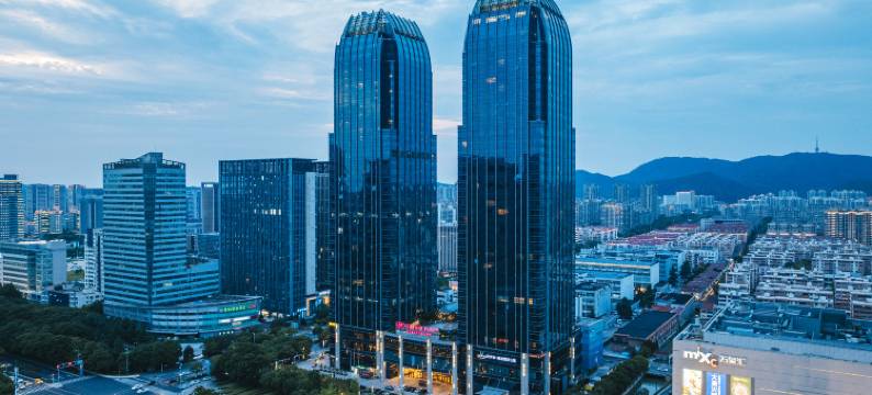 SY·宿也高空观景设计师度假美宿(无锡滨湖万象汇太湖西大道店)图片