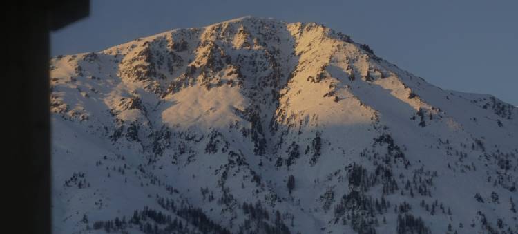 禾木云墅木屋·白桦林雪山赏景度假民宿(禾木风景区店)图片