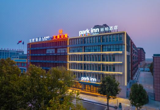 兰欧酒店（禹城德百广场店）外景图