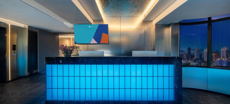 爱电竞酒店(重庆杨家坪步行街地铁站店)图片