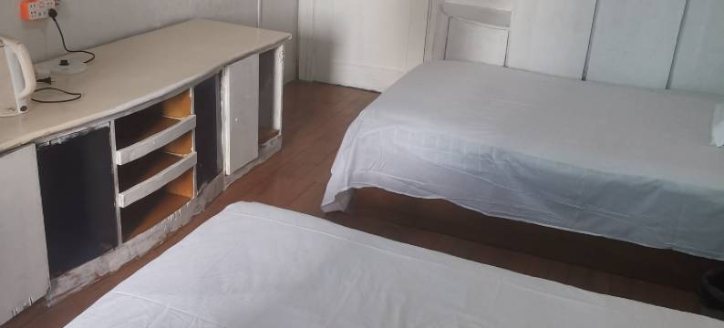 句容客运旅社(崇明地铁站店)图片