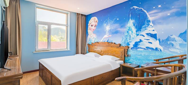 北京八达岭军都山酒店图片