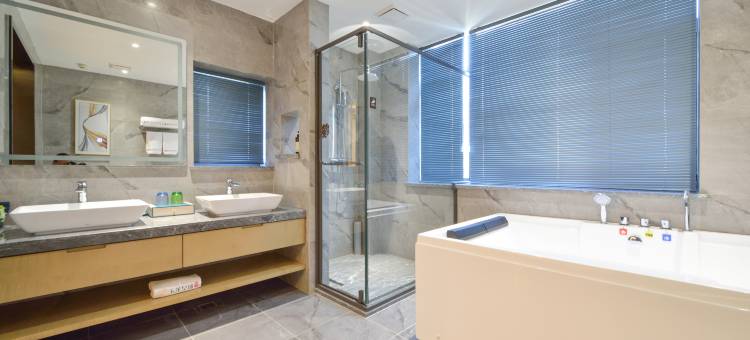 阜新玉龙皇城酒店图片