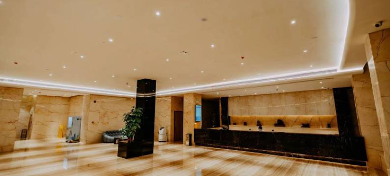 洪瑞·半岛国际酒店(玉山站金山大道店)图片