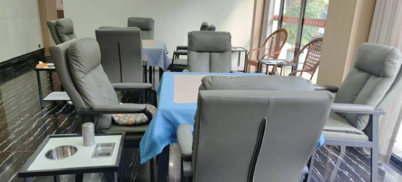 逸庭商务酒店(翠柏商贸城店)图片