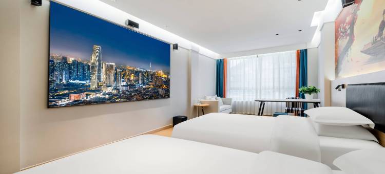 济南·巨幕高空影音酒店图片