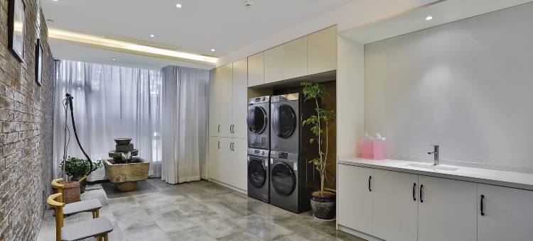 和隐酒店(丽水学院印象西城七子楼店)图片