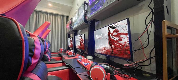 源·电竞影音酒店(梁家巷地铁站金牛万达店)图片