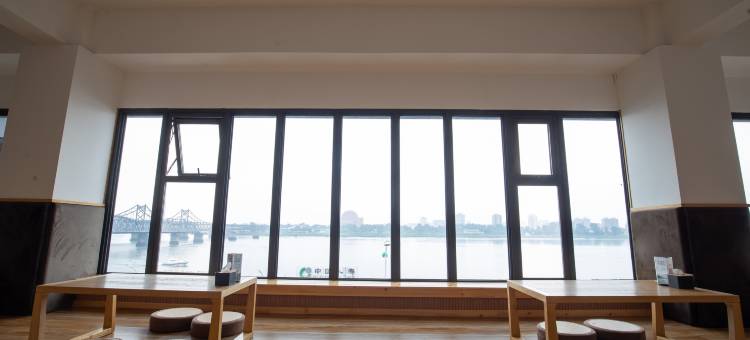 如家华驿精选酒店(鸭绿江断桥火车站店)图片