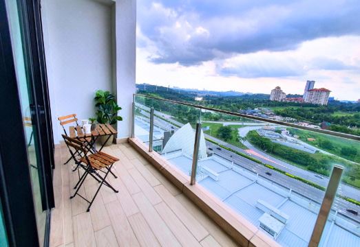 Conezion Homestay Near IOI City Mall Putrajaya by Cloud Host Hotel Overview