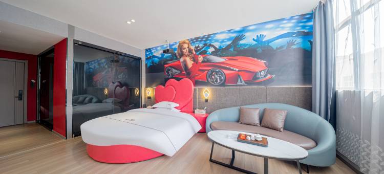 维嘉斯·拾光美宿(潮南峡山美食街店)图片