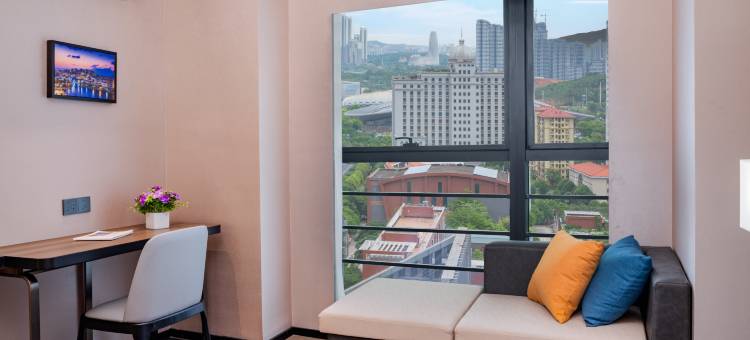 雅美途酒店(广西体育中心店)图片