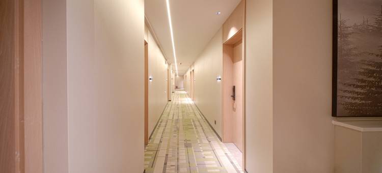 格林豪泰智选酒店(威海高铁站九龙城购物广场店)图片