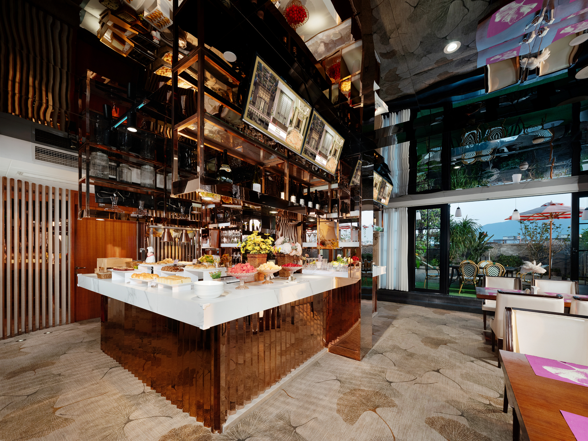 Paxton Park Hotel Over view