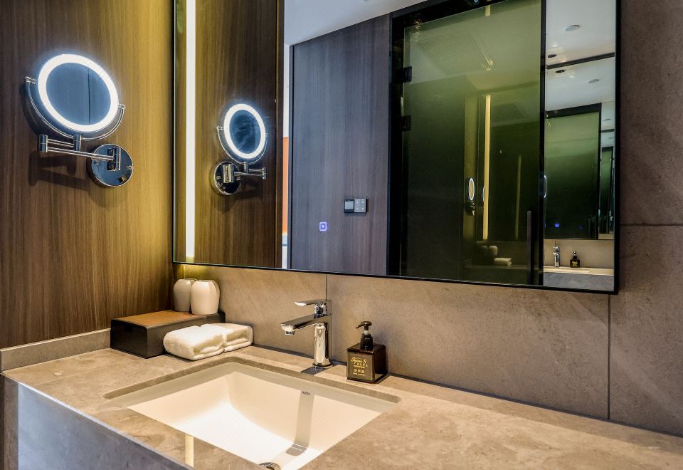 Wyndham Super8 International Hotel (Jinzhou Beizhen Goubangzi Station Zhongyang Road) Photo 3