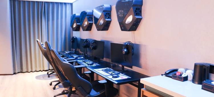 Z世代酒店(襄阳人民广场沃尔玛店)图片