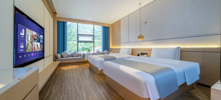 世纪大酒店(遵义务川世纪新城民族体育馆店)图片