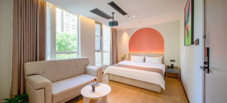 如家UP华驿精选酒店(南京青奥体育公园工业大学地铁站店)图片