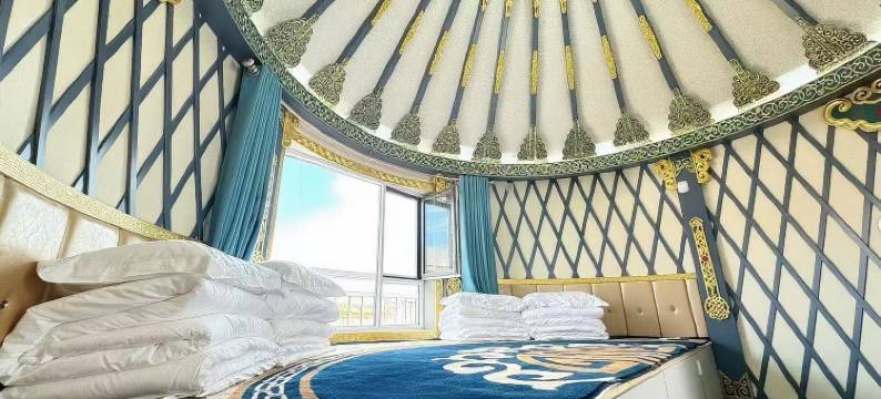 察右中旗白骏马民宿图片