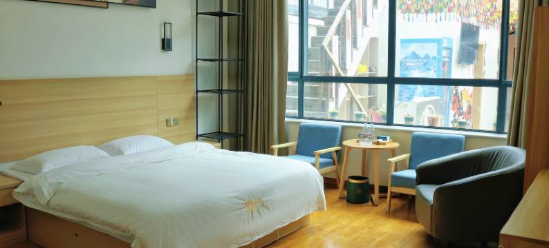 拉萨缘起客栈(大昭寺店)图片