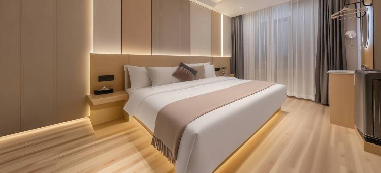 鑫豪酒店(重庆石桥铺地铁站陈家坪汽车站店)图片