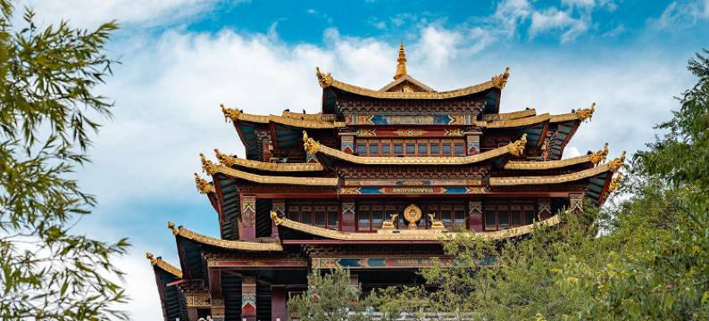 逸馨·月下尘世HYGGE|空间艺术酒店(独克宗古城大佛寺转经筒店)图片