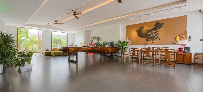 象岩假日酒店(曼掌店)图片