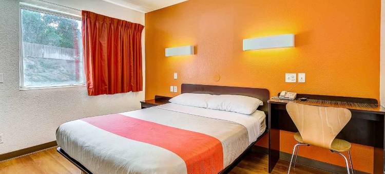 丹佛桑顿 6 号汽车旅馆(Motel6 Thornton, CO)(Motel 6 Thornton, CO)图片