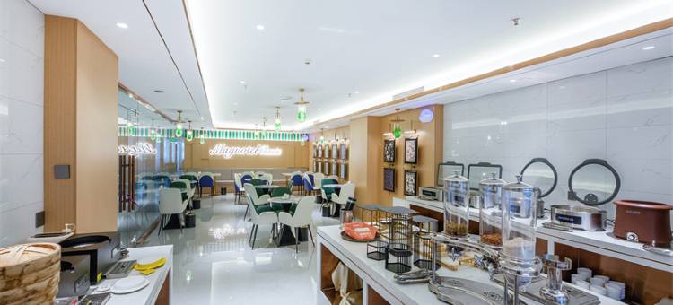 白玉兰酒店(石家庄学苑路木兮里购物公园店)图片