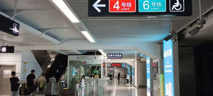 壹光年青年公寓(深圳北站店)图片