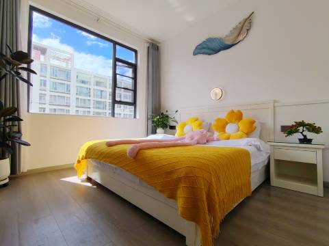 大理转角海客栈(洱海公园大理高铁站店)