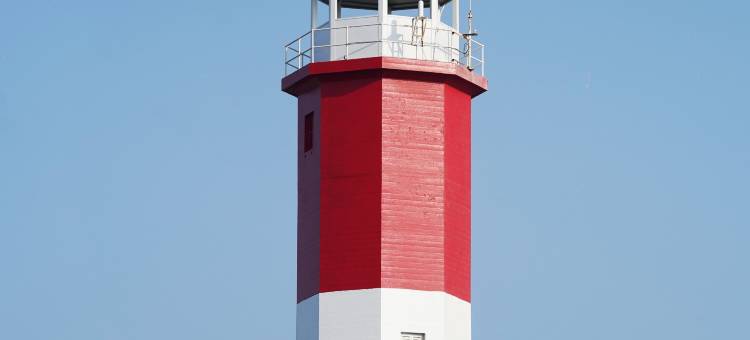 高美灯塔园区图片