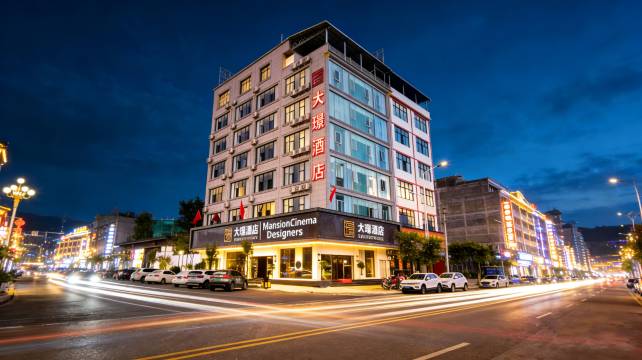 hotel overview picture