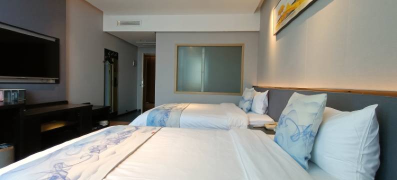 万泓商务酒店(沁阳汽车站店)图片