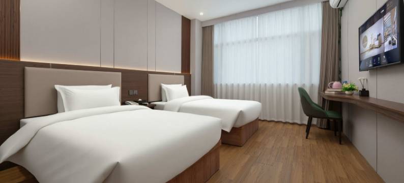 途客轻居酒店(潍坊火车站北广场泰华城店)图片