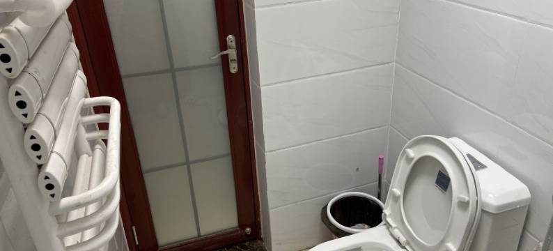 优格青年民宿(人民广场店)图片